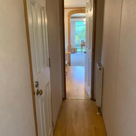 Farm Caravan On Working Farm Apartman