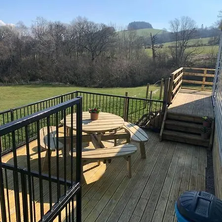 Farm Caravan On Working Farm * Dacre (Cumbria)